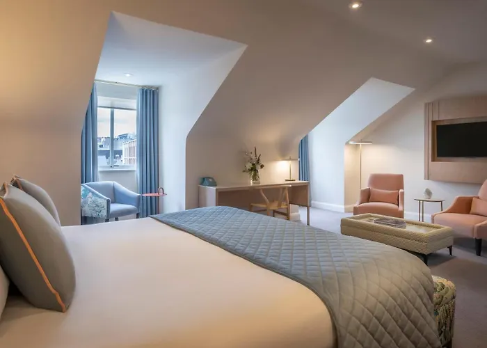 Lancaster Lodge